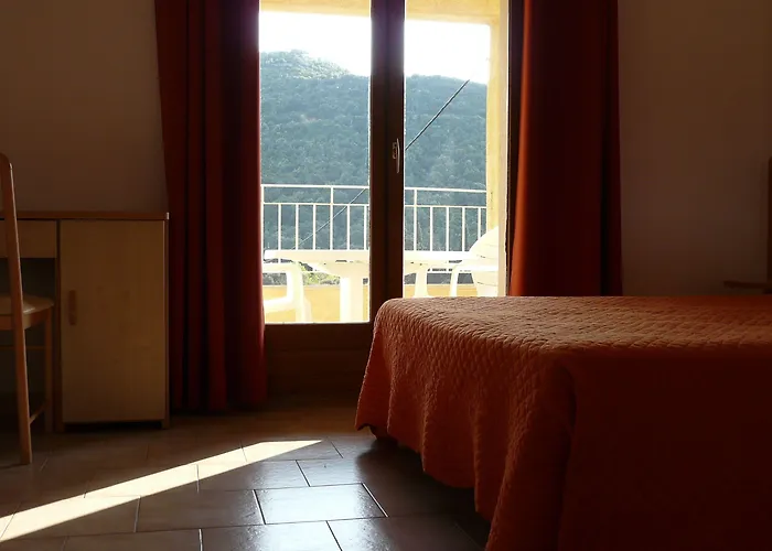 Sant'andria فندق اوليتا